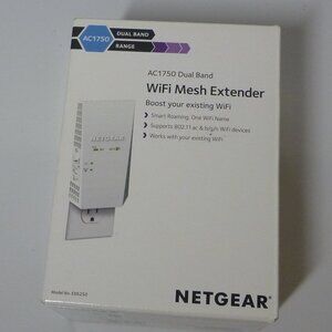 NETGEAR WiFi Mesh Range Extender (Model EX6250)